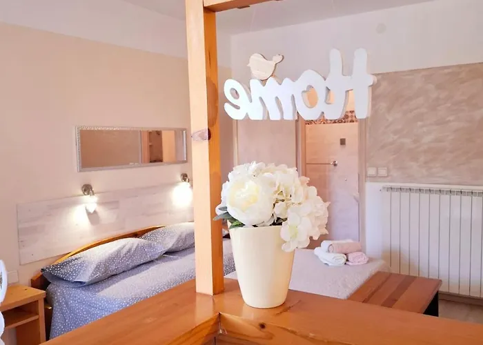 Διαμέρισμα House Kate Ρόβινι